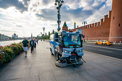 В Москве уборочная электротехника вышла на новые маршруты